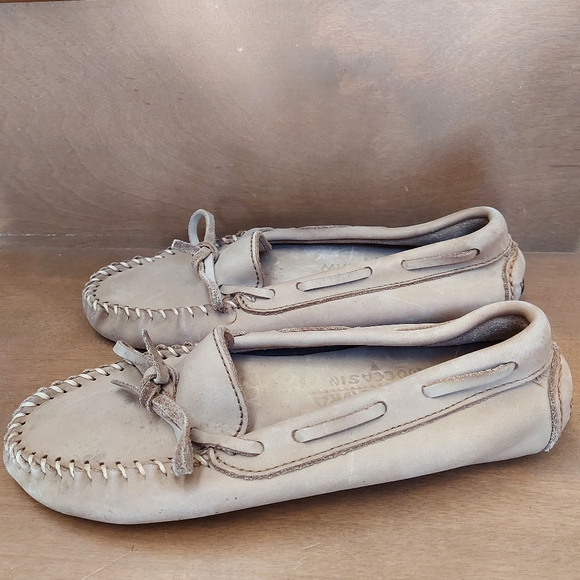 Minnetonka moccasin driving loafers - Picture 2 of 7